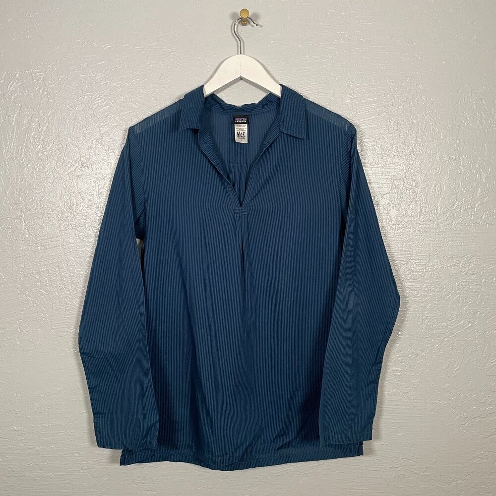 Patagonia Women L Blue Stripe Amaia Tunic Blouse Long Sleeve Lightweight V Neck